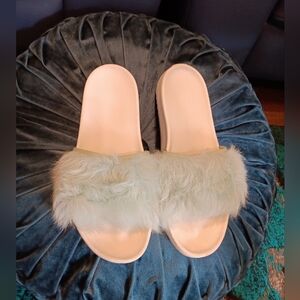 UGG Royale Baby Blue Toscana Fluffie Slide Slippers Sandals Size US 9.5  Womens